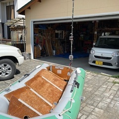 アキレスゴムボートの画像