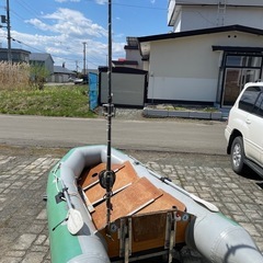 アキレスゴムボートの画像