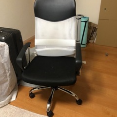椅子  中古 
運びます