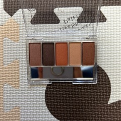 【新品未使用】アイシャドウの画像