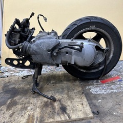 マジェスティ125FI✨エンジン❗️リヤホイールつき
の画像