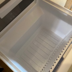 SHARP製単身用冷蔵庫の画像