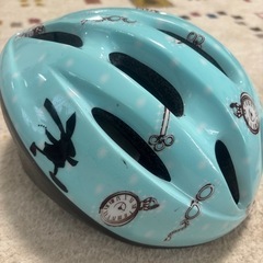 アリスの自転車用ヘルメット　水色52-56㌢