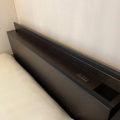 東京ベッド　クイーンサイズベッドフレームの画像