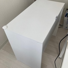 オフィス用個人デスク　白