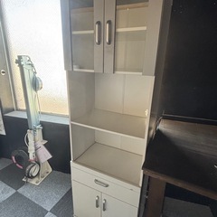 食器棚