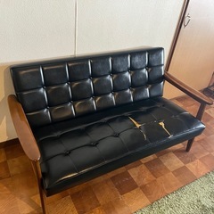 【カリモク60】２Pソファー  黒レザーの画像