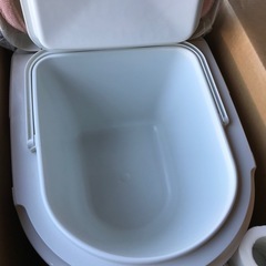 ポータブルトイレの画像