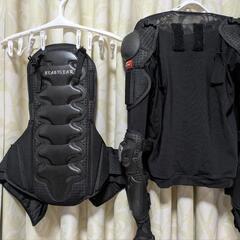 バイク プロテクター ジャケット 　　BEASTGEARの画像