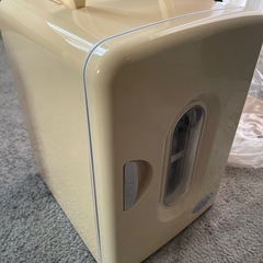 サーモエレクトリック冷温蔵庫の画像