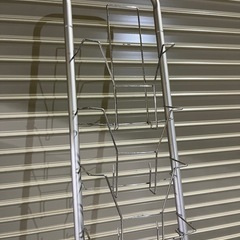 チラシラック　スチール製　
7段の画像
