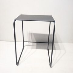 【配送出来ます】ほぼ新品 KUROSHIRO シンプルなデザイン スツール 燕三条の職人の技術（近くなら配送も可能です。宅配もお問合せ下さい）の画像