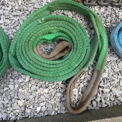 トラック用ロープとリフトロックの画像