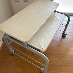 【無料】
テーブル
