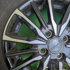 軽自動車用夏タイヤとホイールの画像