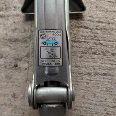 車載ジャッキ　トヨタの画像