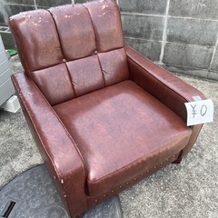 軽いけど大きなソファ