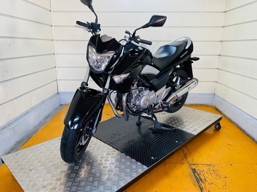 5892km ★始動動画あり★ GSR250 GJ55D スズキ　中型
