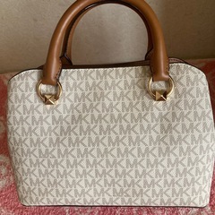 マイケルコース  MICHEAL KORS  ハンドバッグの画像