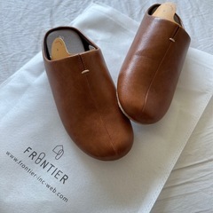 FRONTIER ROOM’s スリッパの画像