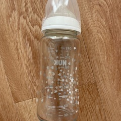 NUK 哺乳瓶
