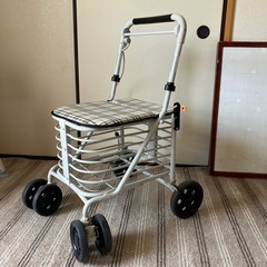 シルバーカー   腰かけ付きカート