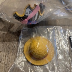 ワンピース 帽子 ガチャガチャ フィギュアの画像