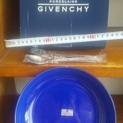 二人分 新生活に✨GIVENCHY