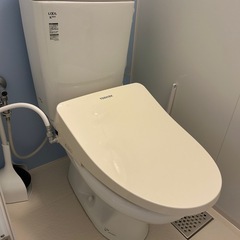2023年製東芝温水洗浄便座セルフ洗浄付き☆対面引渡しのみ