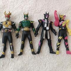 仮面ライダー ウルトラマンフィギュアの画像