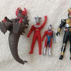仮面ライダー ウルトラマンフィギュアの画像