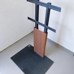 八5082【EQUALS】壁寄せ　テレビスタンド　重量14.98kg