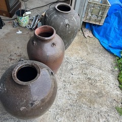 花瓶　水瓶　黒酢瓶の画像