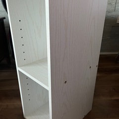 隙間収納棚の画像