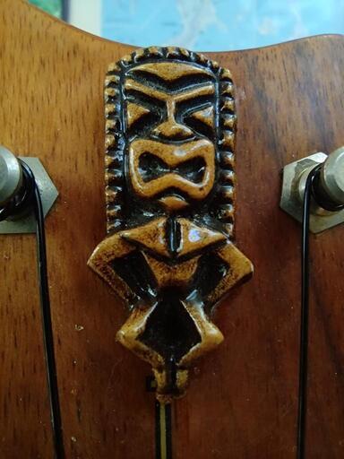 カマカ ティキ（KAMAKA tiki）