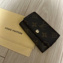 ヴィトン キーケース ブランド　LOUIS VUITTON　