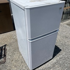 壊れている　冷蔵庫　ジャンク