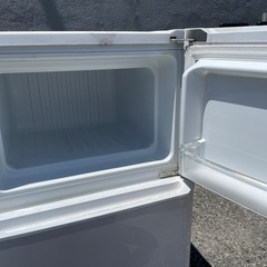壊れている　冷蔵庫　ジャンクの画像