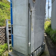 仮設トイレ　