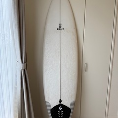 EIGHT サーフボード 6'8（ホワイト）をお譲りします！✨