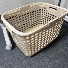 洗濯物干し　パラソルハンガー　かご　ピンチハンガー　の画像