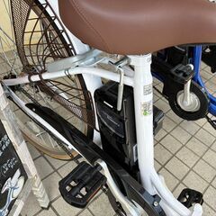 🚲新品未使用品/26インチ電動アシスト自転車🚲ASX2462053/1年間メーカー保証付き/ライト付き/ホワイト/No.685の画像