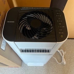 アイリスオーヤマ　衣類乾燥除湿機の画像