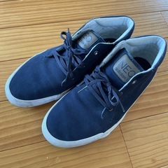 adidas ミドルカット　スニーカー　26センチ