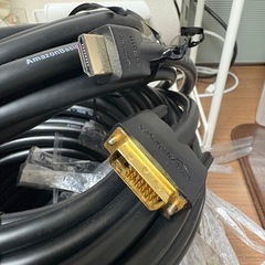 8m、5本セット　AmazonBasics HDMI to DVI ケーブルの画像