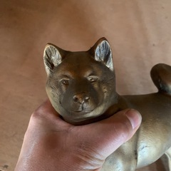 犬の置物の画像
