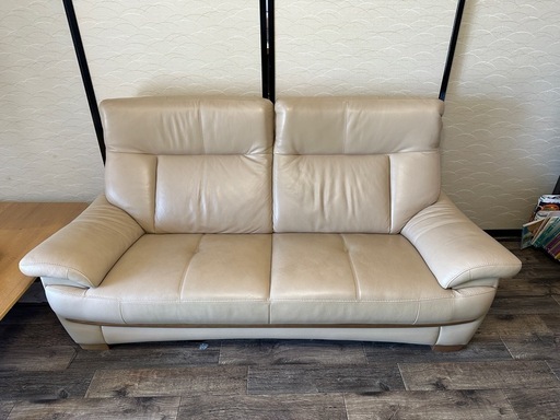 チターノブランド(本革張り2人掛けソファ) カリモク Chitano/チターノ