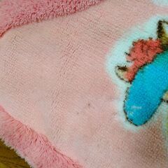 ピーターラビット　トイレマット　（蓋カバー）　ピンクの画像