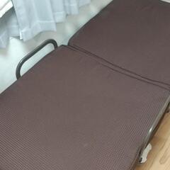 折り畳み式ベッド リクライニング