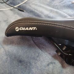 GIANT 自転車サドル ブラック